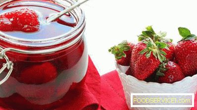 Strawberry jam without cooking