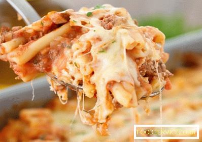 Lazy pasta lasagna with minced meat