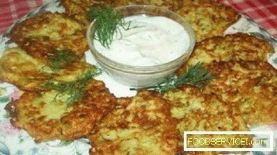 Delicious zucchini pancakes with cottage cheese