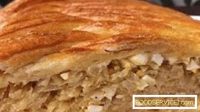 Delicious Cabbage Pie with Eggs