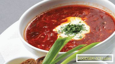 Cooking borsch in a slow cooker